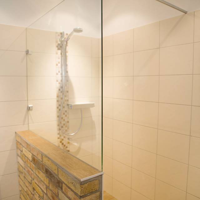 Dusche im Golchener Hof