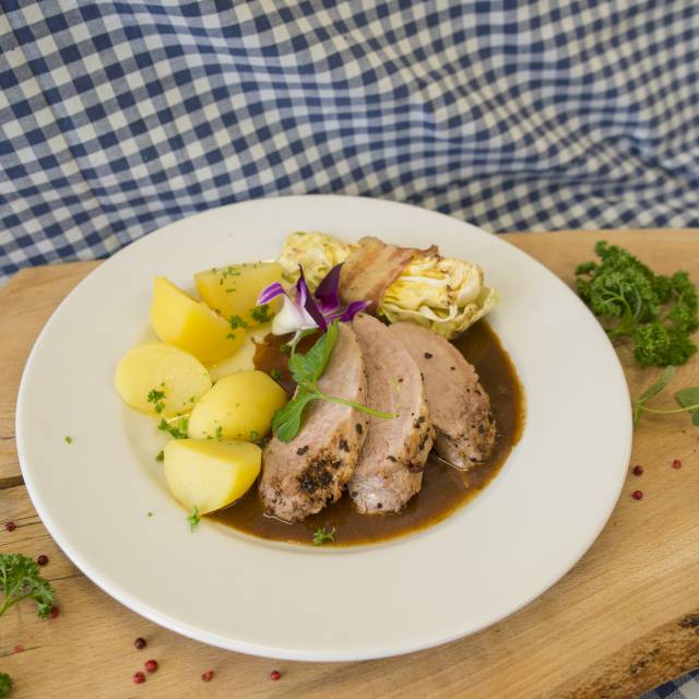 Kartoffeln und Fleisch im Hofrestaurant Golchener Hof