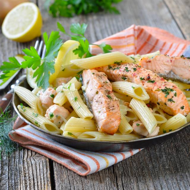 Penne mit Lachs im Hofrestaurant Golchener Hof